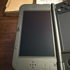 Nintendo *New* 3DS XL 4GB Handheld Console System - Black - Complete - Authentic