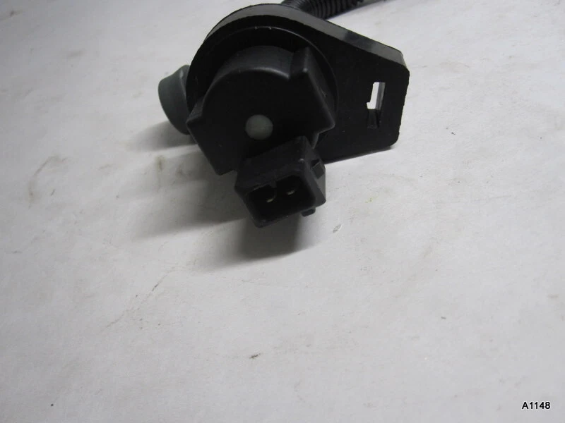 Válvula de respiración del tanque de combustible para BMW 128i 325i 328i 330i 525i 528i 530i X5 2006-2013 Foto 2 de 4