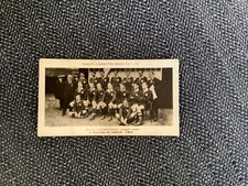 PATTREIOUEX FOOTBALLERS cigarette card - # F.B.51 WELSH RUGBY TEAM v IRELAND