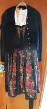 Dirndl mit Schürze, mit Bluse und mit Jacke Größe 38