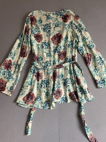 For Love & Lemons Skivvies Naughty Robe Floral OS Cover Up Light Airy Bell Sleev