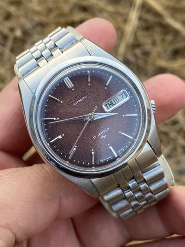 Vintage Seiko 5 Men's Automatic Watch 7009 Day/Date