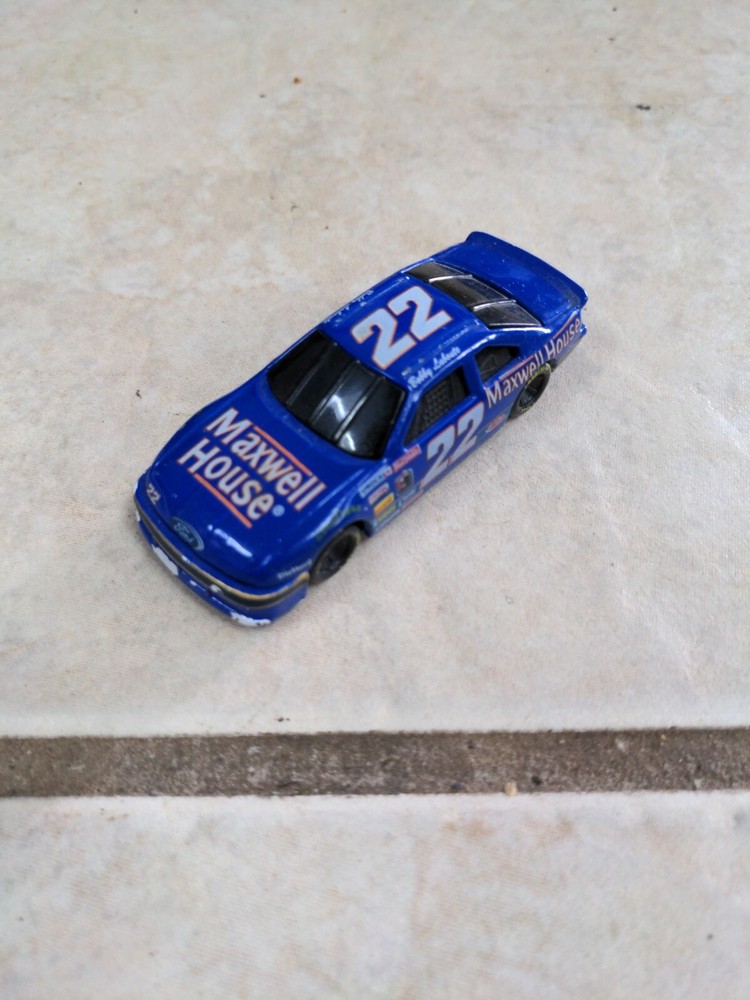 1992 Racing Champions NASCAR #22 Bobby Labonte 1/64 Maxwell House Blue Stock Car
