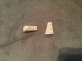 ** LEGO 8085 STAR WARS FREECO SPEEDER w Box, Manual & Minifigs Missing 2 Pieces