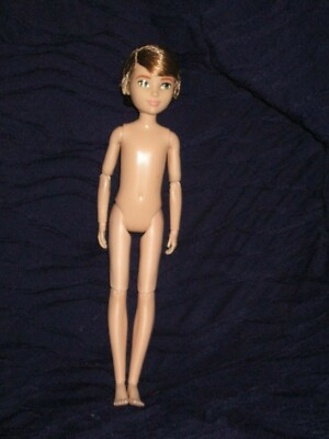 Barbie Type Puppe Creatable World Collection GGG53 Copper Straight Hair NUR PUPPE DOLL