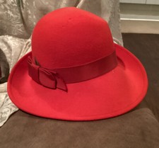 Women’s Vintage Hat Red Doeskin Felt - Geo. W. Bollman & Co. - Made In USA