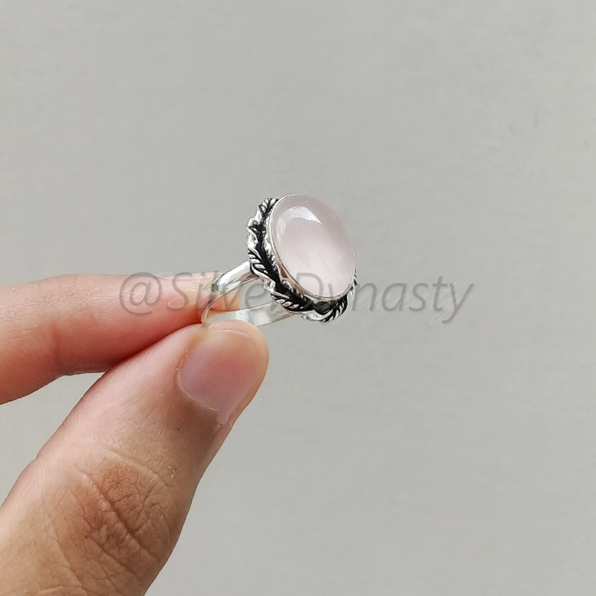 Quartz stone best sale ring
