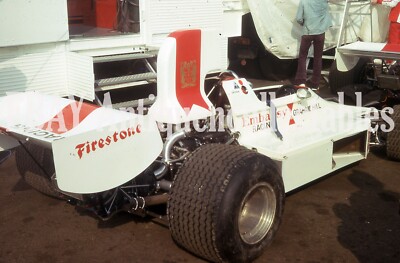 Embassy Racing Graham Hill Rennwagen F1 1976 35mm Kodak Farbdia PB131