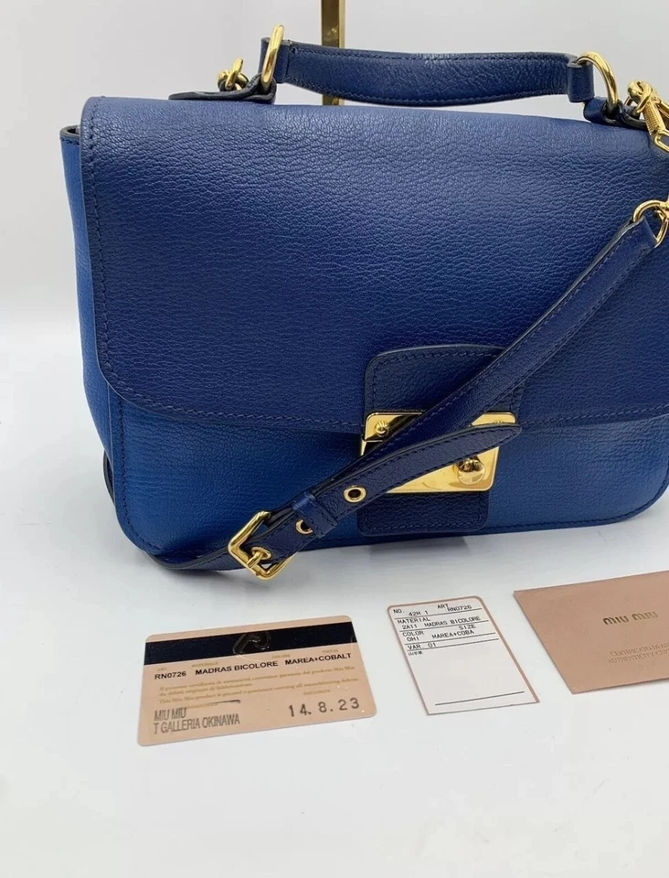 Autêntica bolsa tiracolo Miu Miu 2 tons 2 vias azul Madras alça superior bolsa Preloved - Imagem 4 de 4