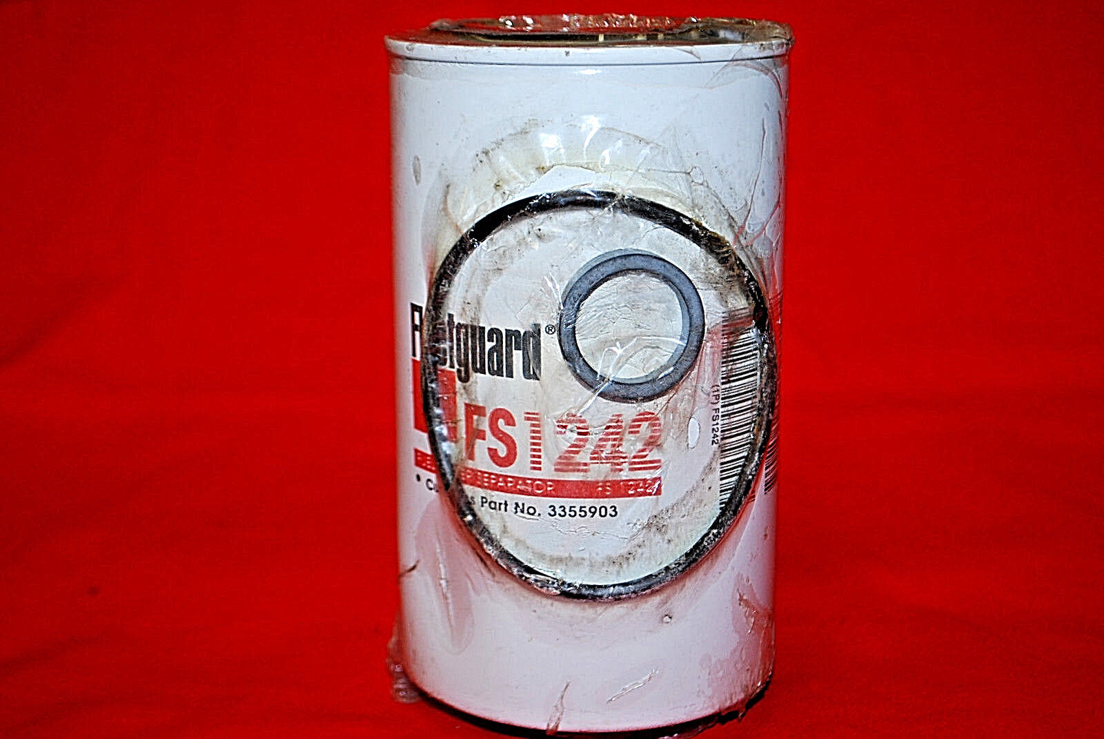 Fleetguard Fuel/Water Separator FS1242 Cummins Part #3355903  2 Filters   S6770