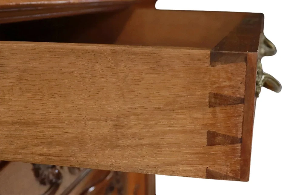 Aparador antiguo, Schmit, estilo Luis XV nogal, exhibición, puertas acristaladas, ¡años 1800! Foto 3 de 4