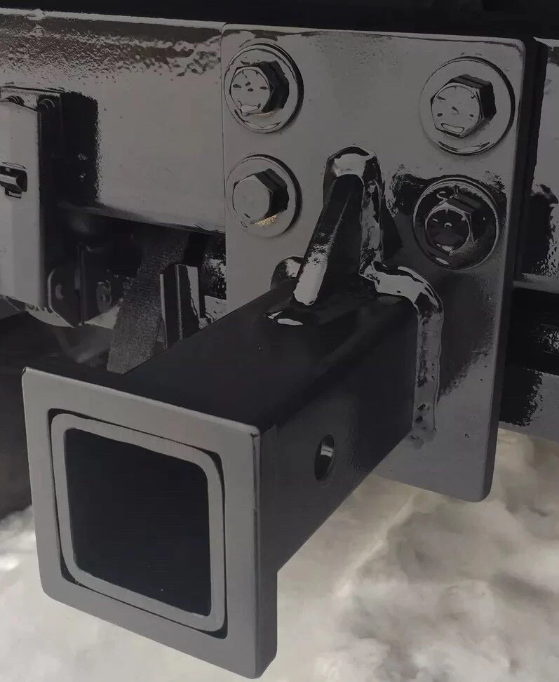 Land rover defender hitch outlet