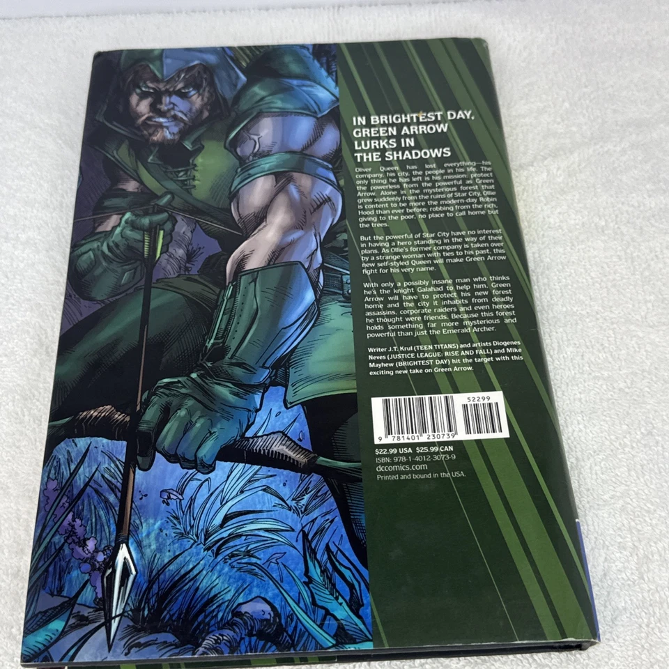 Green Arrow: Into The Woods - Brightest Day (DC Comics 2011 Hardcover) J.T. Krul - Image 2 of 4