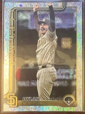 Topps 2024 Series One Dylan Cease #58 San Diego Padres Holo Foil Baseball Card