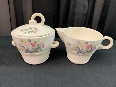Salem ''TUDOR ROSE'' USA ~ Creamer & Sugar Bowl w/Lid