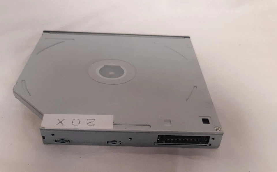 Teac SLIMLINE LAPTOP  CD-220E-902-U 20X  CD-Rom Drive NEW OLD STOCK - Image 4 of 4