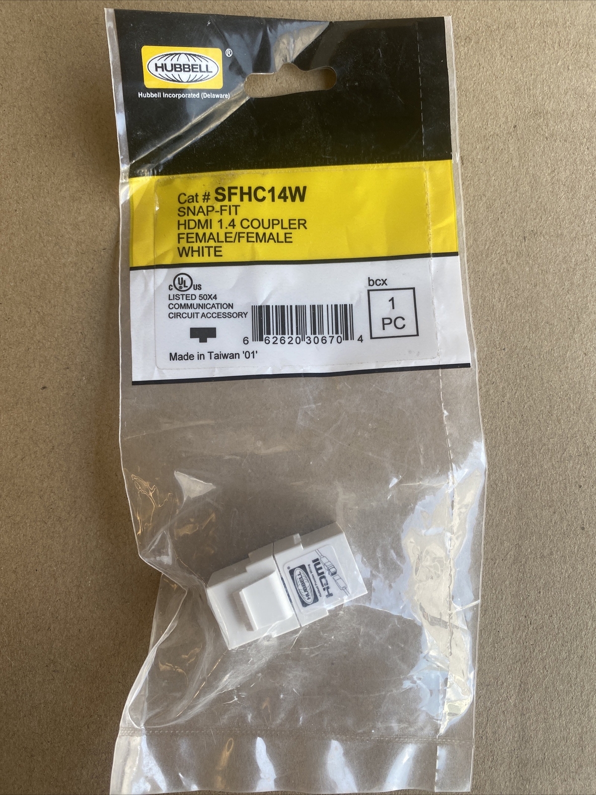 Hubbell SNAP-FIT HDMI 1.4 COUPLER FEMALE/FEMALE WHITE