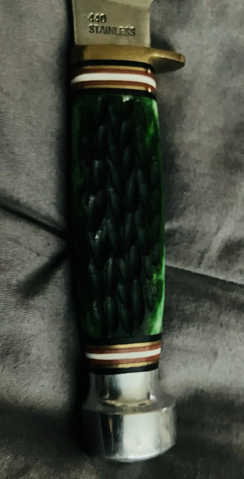 Jade Green Bone Buck Skinner w/ Sheath - Image 2 of 4