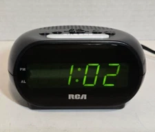 RCA Digital Alarm Clock with Night Light Model RCD20-A New BU Battery