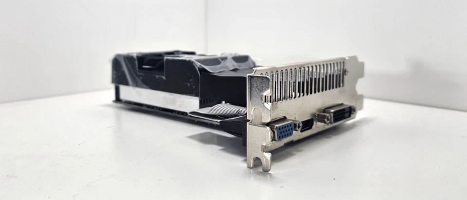 Palit  GT640 VGA  HDMI DVI-I PCI-E Graphics Card - Image 4 of 4