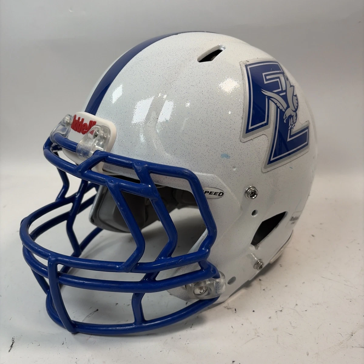 blank avatar wearing football helmet 571 American Football Player Profile Royalty-Free Images, Stock Photos &  Pictures