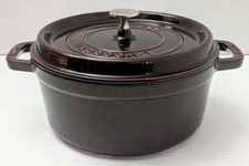Staub Cast Iron 4 qt, Round, Dutch Oven, Gren...