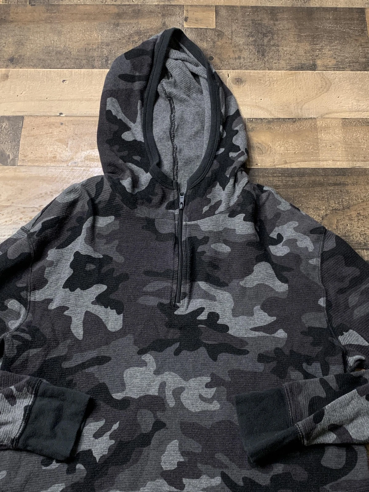 Polo Ralph Lauren Hoodie Mens Large Gray Camo Thermal 1/4 Zip Knit Sweatshirt
Opens in a new window