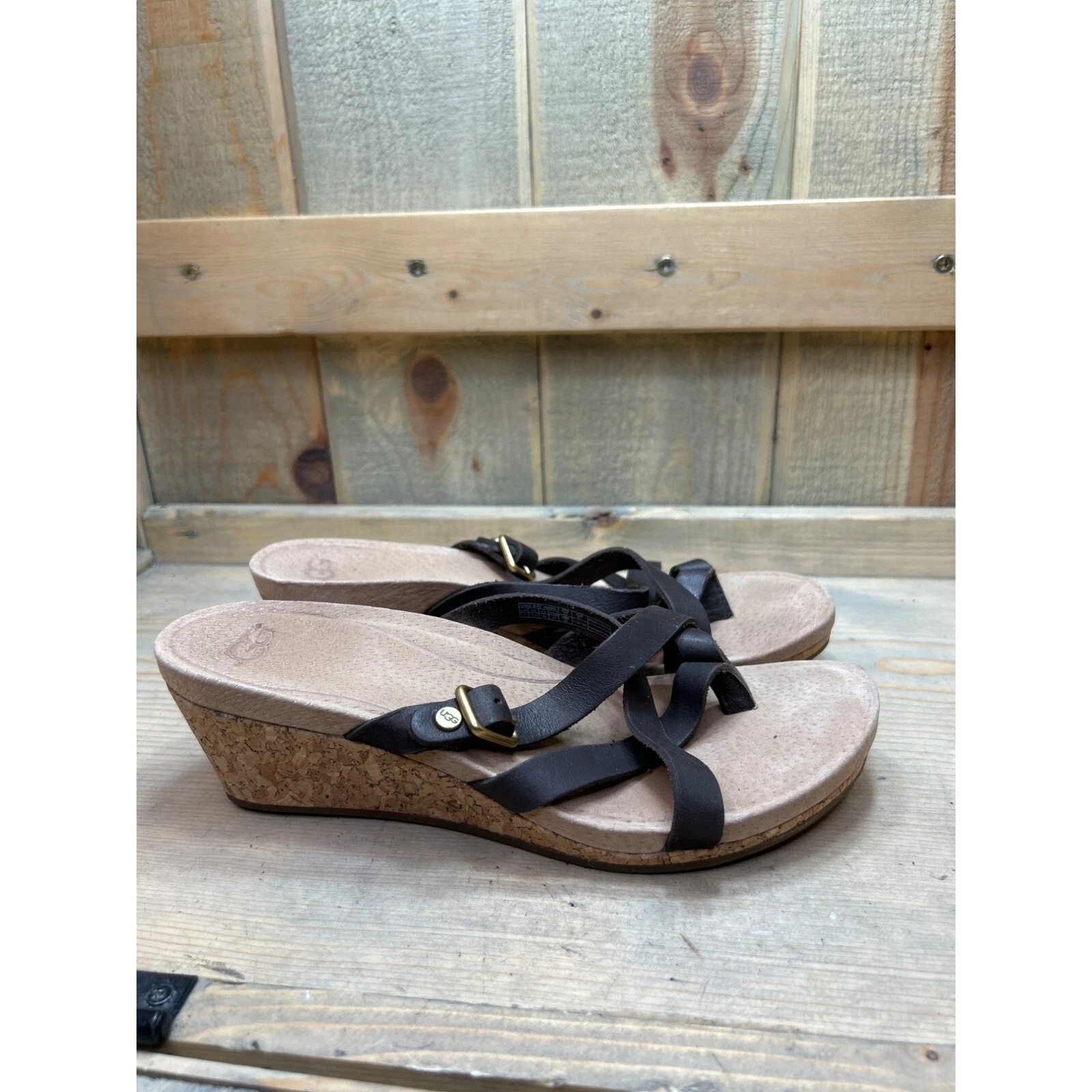 Sandali donna UGG Adalie con zeppa in sughero taglia 7 in pelle marrone slip on