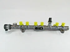 Bosch 21-06-21 000631L3 0445226167LW Fuel Rail Distributor Tube 5348915