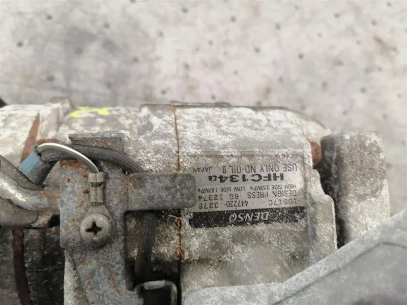 Оригинальный компрессор кондиционера для Lexus RX300 1999-2003 годов выпуска - Изображение 3 из 4