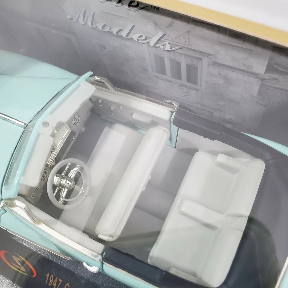 Signature Models 1947 Lt Blue Cadillac Convertible Series 62 1:23 Diecast Rare - Image 3 of 4