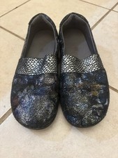 Alegria Women s Flats Shoes