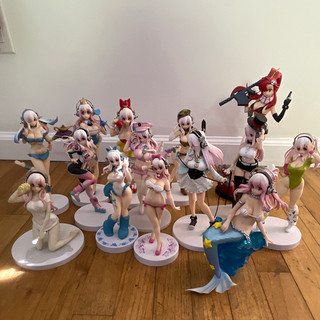 Super Sonico Anime & Manga Character Figure Lot w/ Display Bases NO BOXES