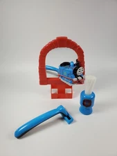 Thomas The Train Groom and Go 3 Piece Set - Mirror, Shave Brush & Toy Razor 