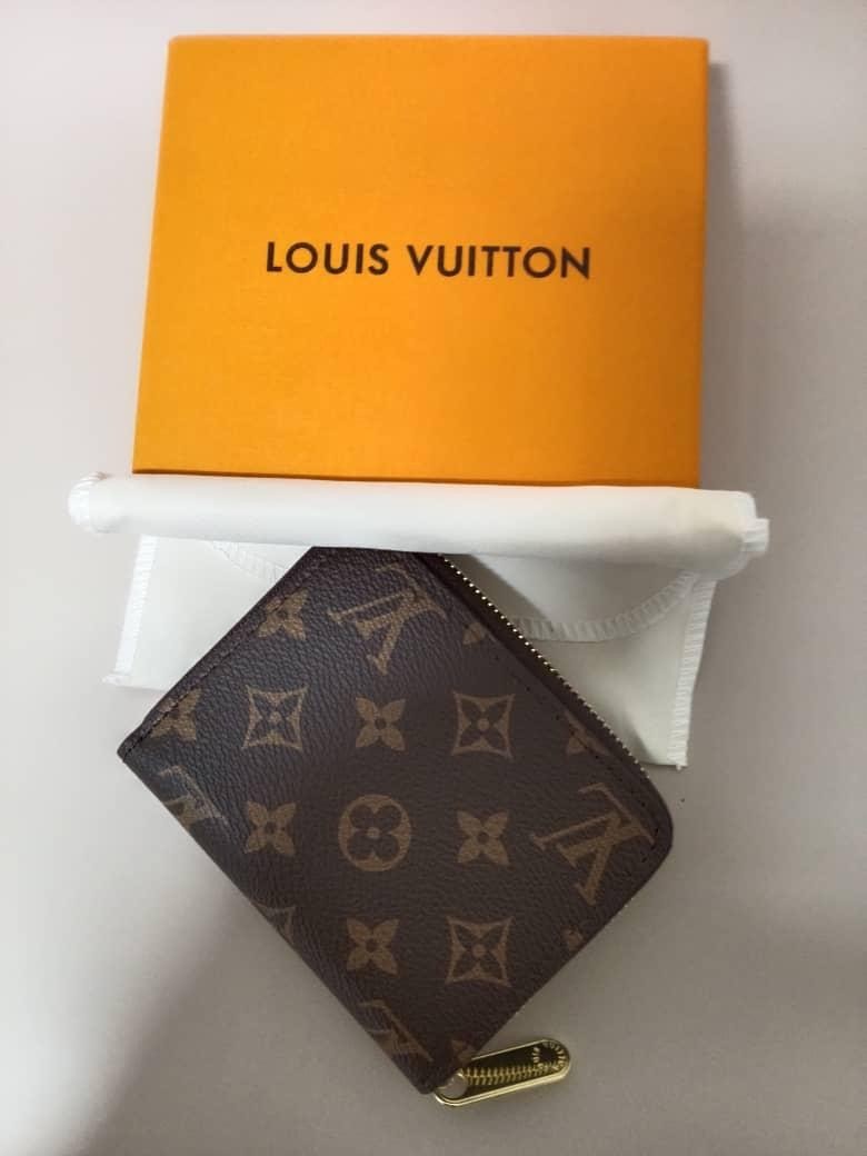 Louis Vuitton Monogram Small Zippy Wallet Round Coin Purse