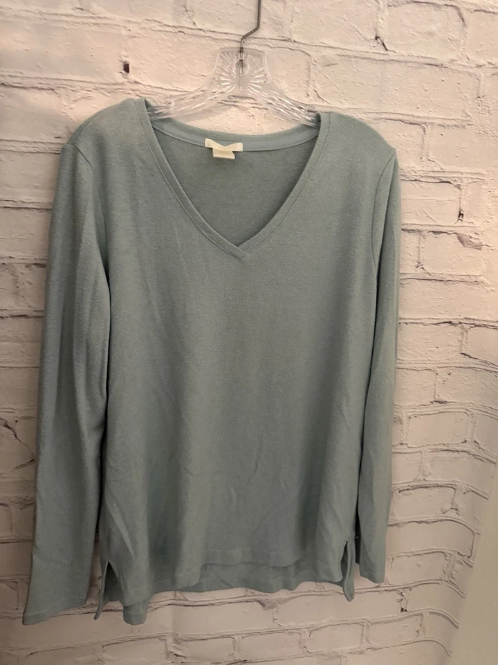 Matty M Light Blue V-Neck Long Sleeve STRETCH Sweater Women's Size Large - Image 2 of 4