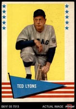 1961 Fleer #122 Ted Lyons White Sox HOF 4 - VG/EX