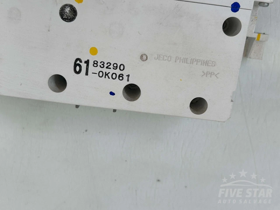 Toyota Hilux Vigo Dashboard Clock 2012 Pickup 4/5dr 83290-0K061 (06-15) Diesel - Image 3 of 4