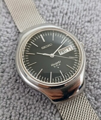 【V.F.A】SEIKO 3823-7001 オールドクォーツ ヴィンテージ VERY RARE VINTAGE SEIKO V.F.A. QUARTZ 3823-7001 BLACK DIAL JAPAN