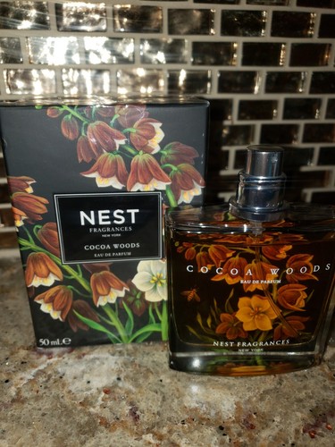 Nest Fragrances Madera de Cacao Eau De Parfum Perfume Floral 1.7 Spray Caja Sellada