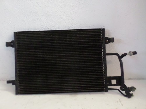 Kondensator Klimaanlage . A4 1,6 Bj. 2000