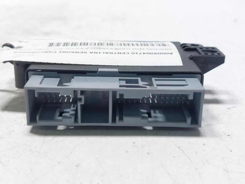 A0009004710 CENTRALINA SENSORI PARCHEGGIO MERCEDES-BENZ CLASSE S (W222) 3.0 D 24 - Immagine 2 di 4