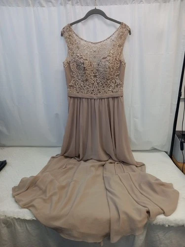 ❤️ Morilee Beige Sequin Prom Evening Dress Size 14 Pre Loved