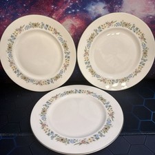 Beautiful Set of 3 Vintage Royal Doulton H5002 Pastorale Dinner Plates