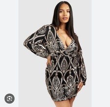 Boohoo brand black lace and sequin plunge mini dress Lace Long Sleeve NWT Party