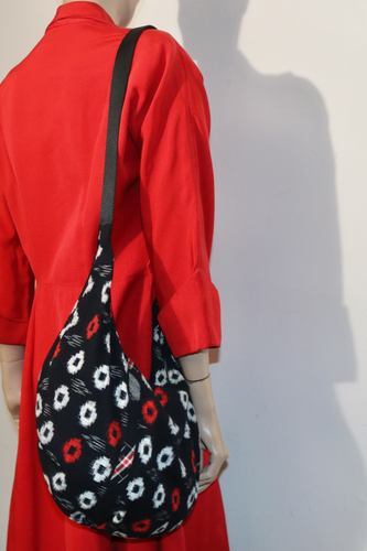 Fifi White for ASIATICA Kansas City shoulder bag