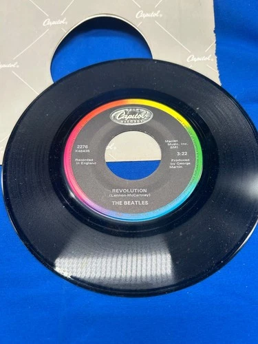 The Beatles US 45 Capitol 4612 Sgt. Pepper's Lonely Hearts Club Band