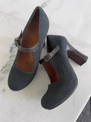 Chie Mihara Black Mary Jane Pumps/Shoes/Women’s Size 35.5/5.5US/NEW