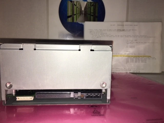 Storagetek 3137497-04 LTO1 LVD/SCSI Tape Drive 3100222201 A6322-69001 - Image 2 of 3