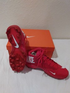 rubber bottom football cleats